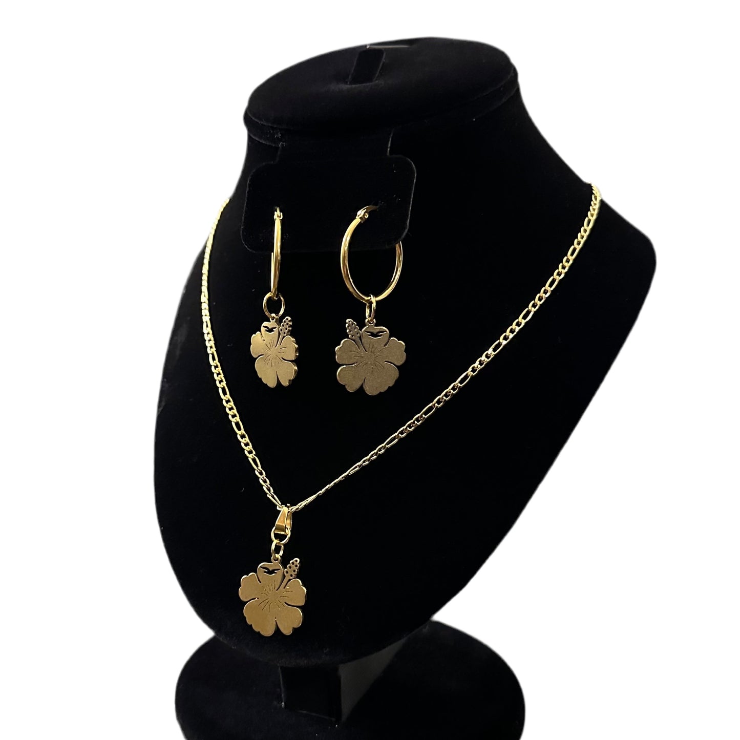 Aleina Necklace Set