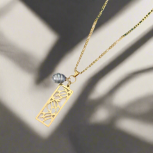 Load image into Gallery viewer, Honu Freshwater Pearl Set
