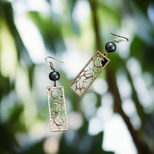 Load image into Gallery viewer, Laumei Necklace Set
