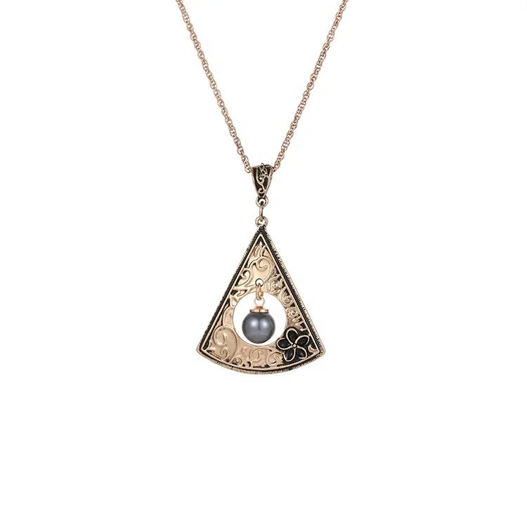 Nainoa Necklace Set