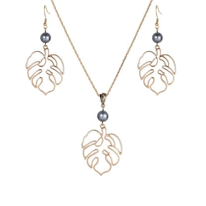 Monstera Necklace Set