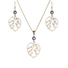 Load image into Gallery viewer, Monstera Necklace Set
