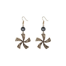 Load image into Gallery viewer, Alaivailahi Necklace Set
