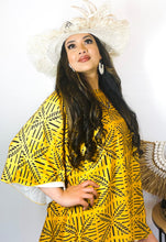 Load image into Gallery viewer, Liliana Poncho
